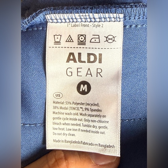 Aldi Wide Leg Pull On Blue Stripped Sweatpants, size Medium - Picture 12 of 12